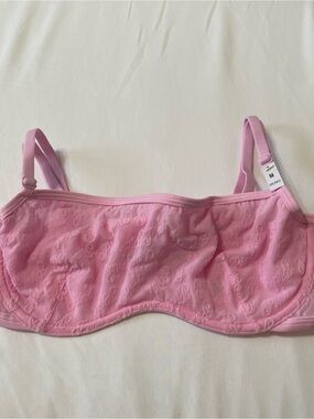 Victoria’s Secret PINK unlined lace bra
